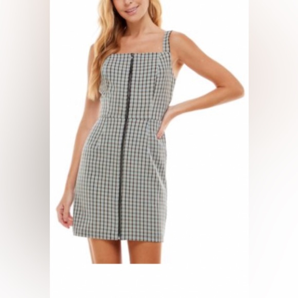 Juniors size medium zip up dress